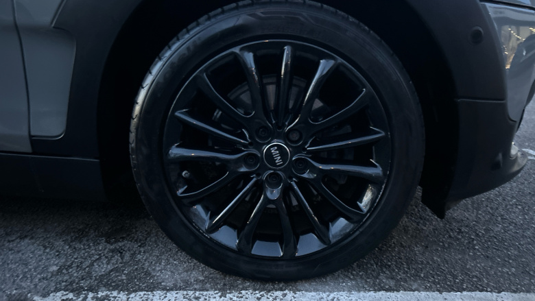 MINI Clubman 1.5 Cooper 6dr Auto Petrol Estate